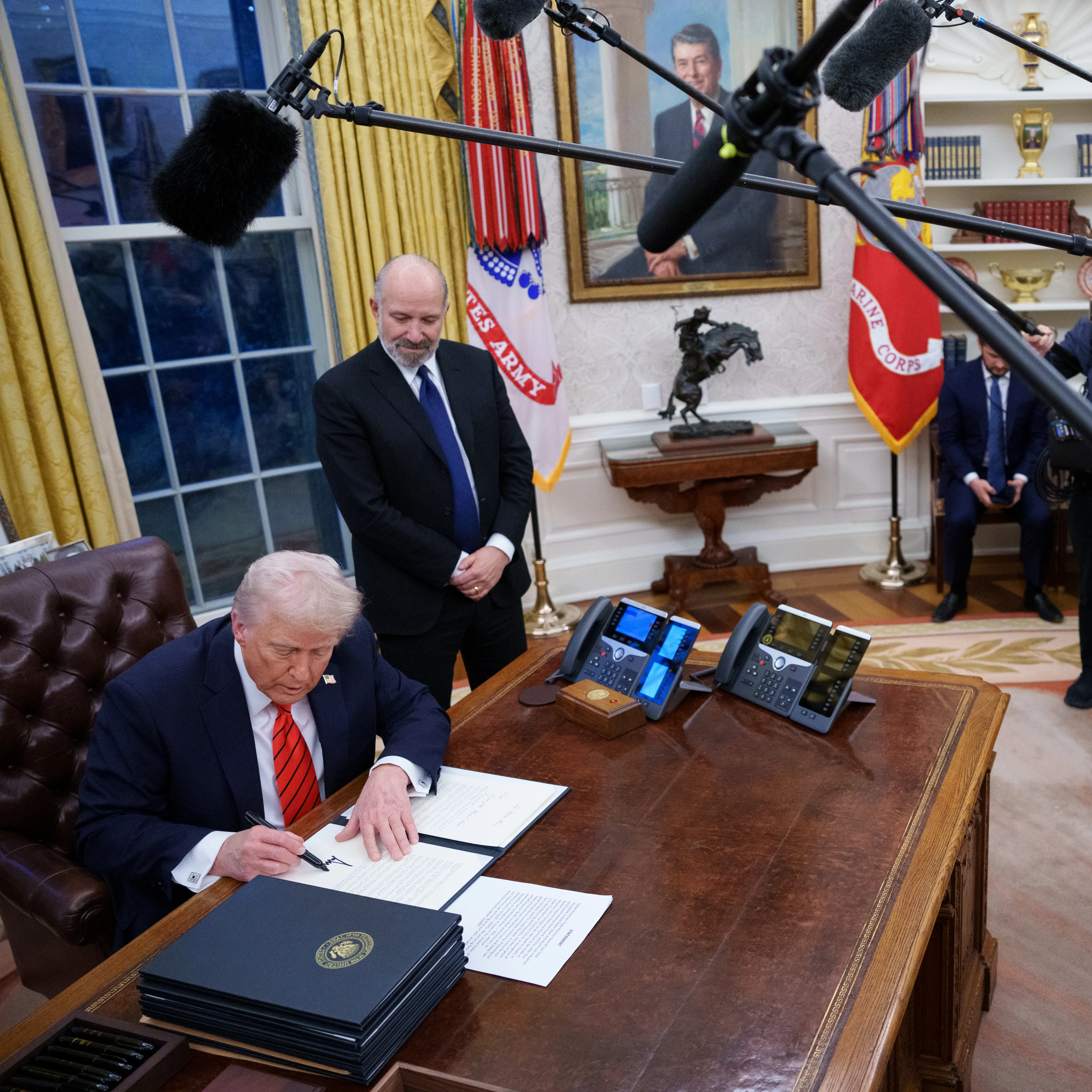 Congress won't stop Trump. Maybe the courts will save us ...