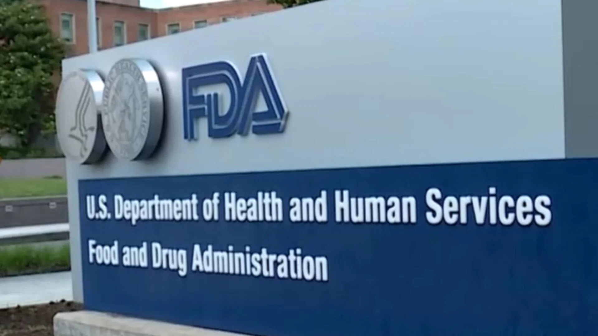 Next season's flu vaccines will be on time despite canceled FDA meeting, HHS says