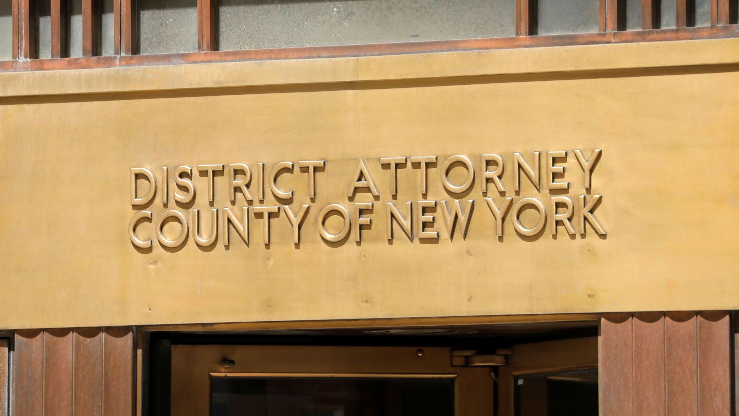Covid-19 outbreak at Manhattan District Attorney’s office after offsite ...