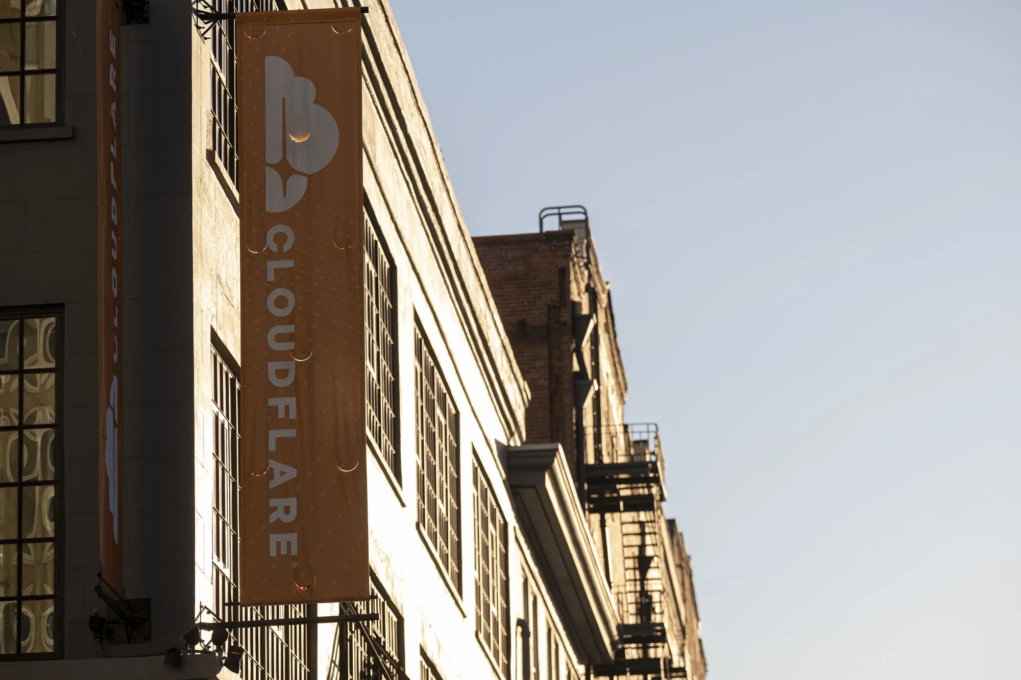 Cloudflare's Hidden Grip: 20% of the Web Under Corporate Control