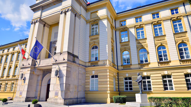 Warsaw Poland 9 July 2024 Building of The Chancellery of the ...