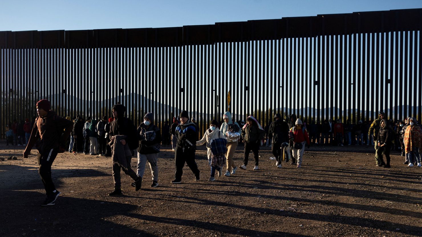 US-Mexico border crossings: Mayorkas describes ‘productive’ meeting ...