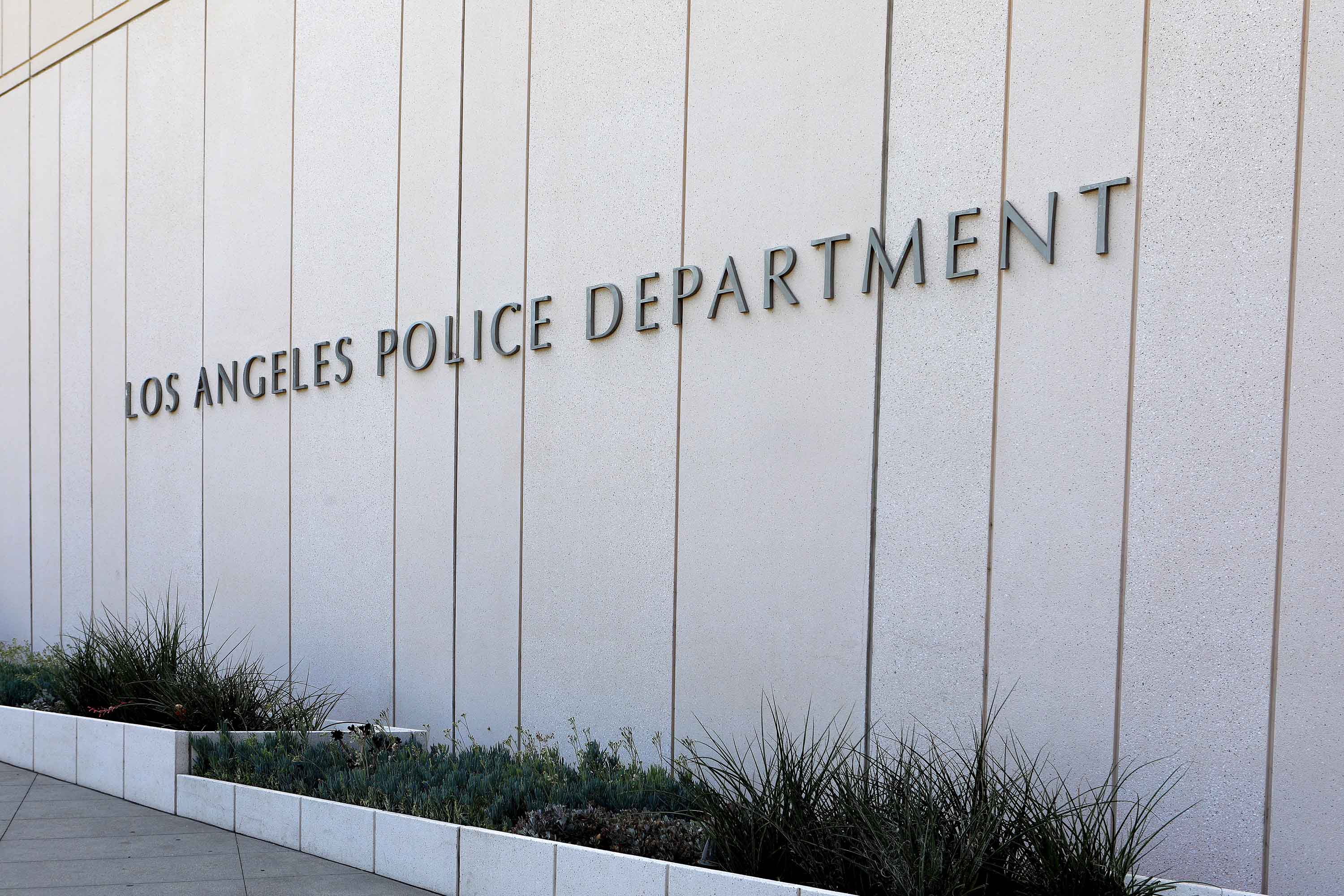 SHOCKING: LAPD Collaborates with ICE in Abduction of Innocent Woman Amid Sanctuary City Claims