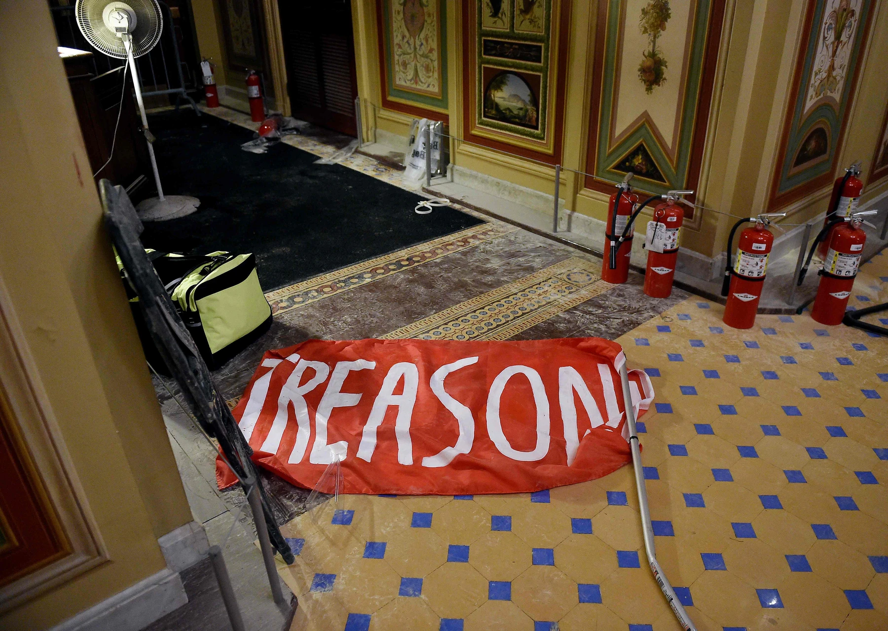Photos: Scenes of the aftermath at the U.S. Capitol - The ...