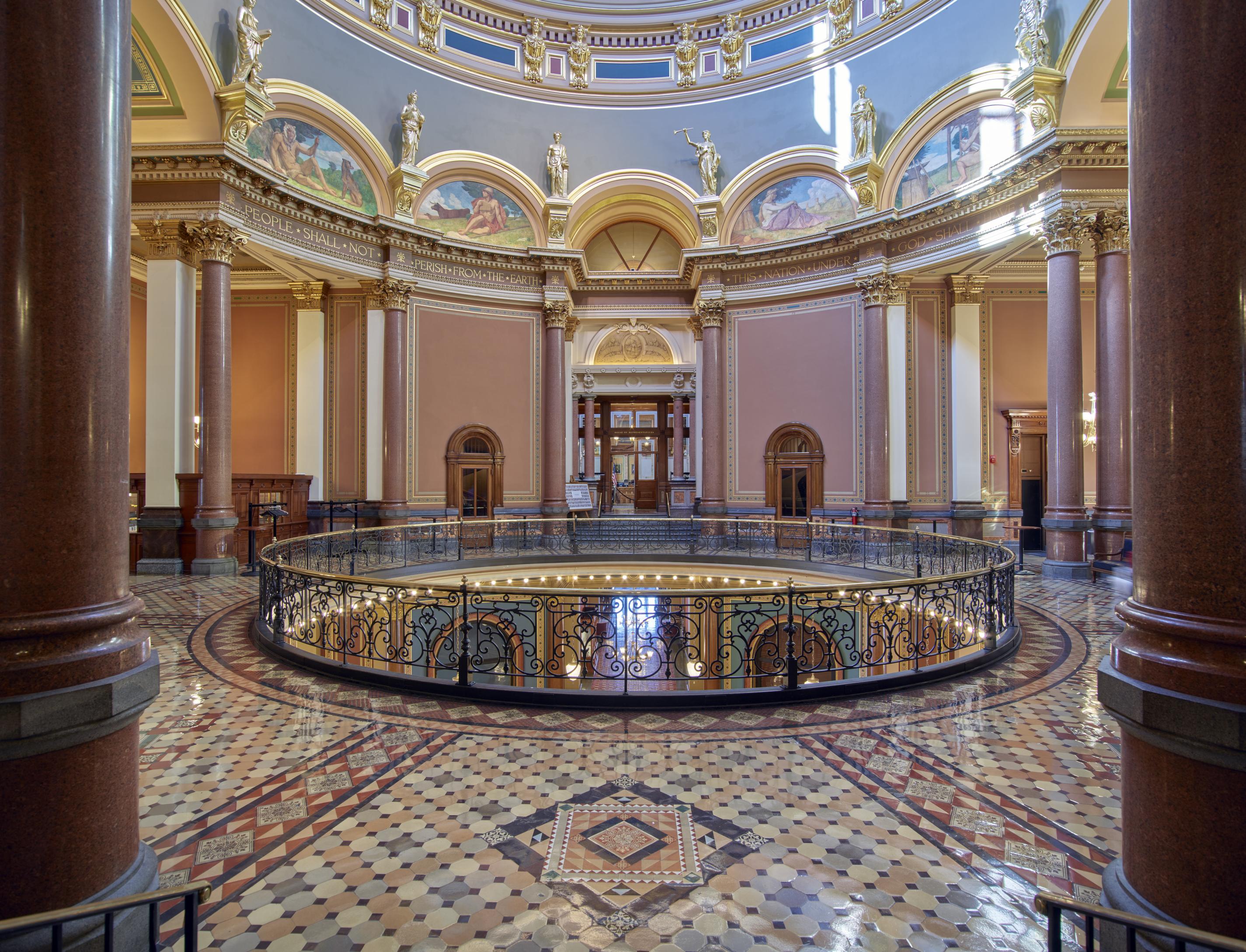 First-floor view of the rotunda at the Iowa State Capitol in ...