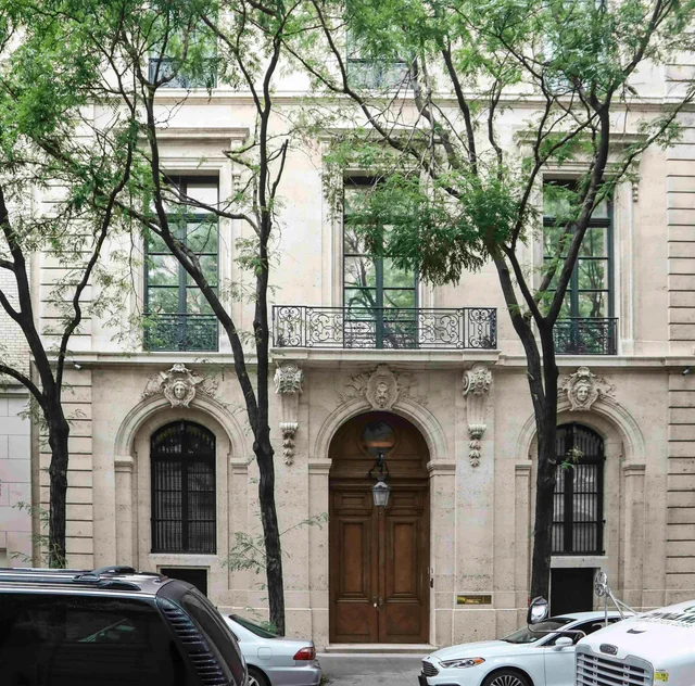How did Jeffrey Epstein make all of his money? - CBS News