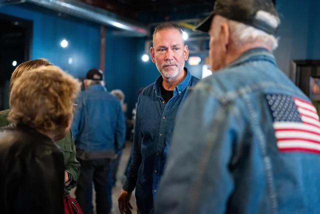 Billionaire Puppet Ricketts Faces Independent Challenge as Osborn Rallies Working-Class Support