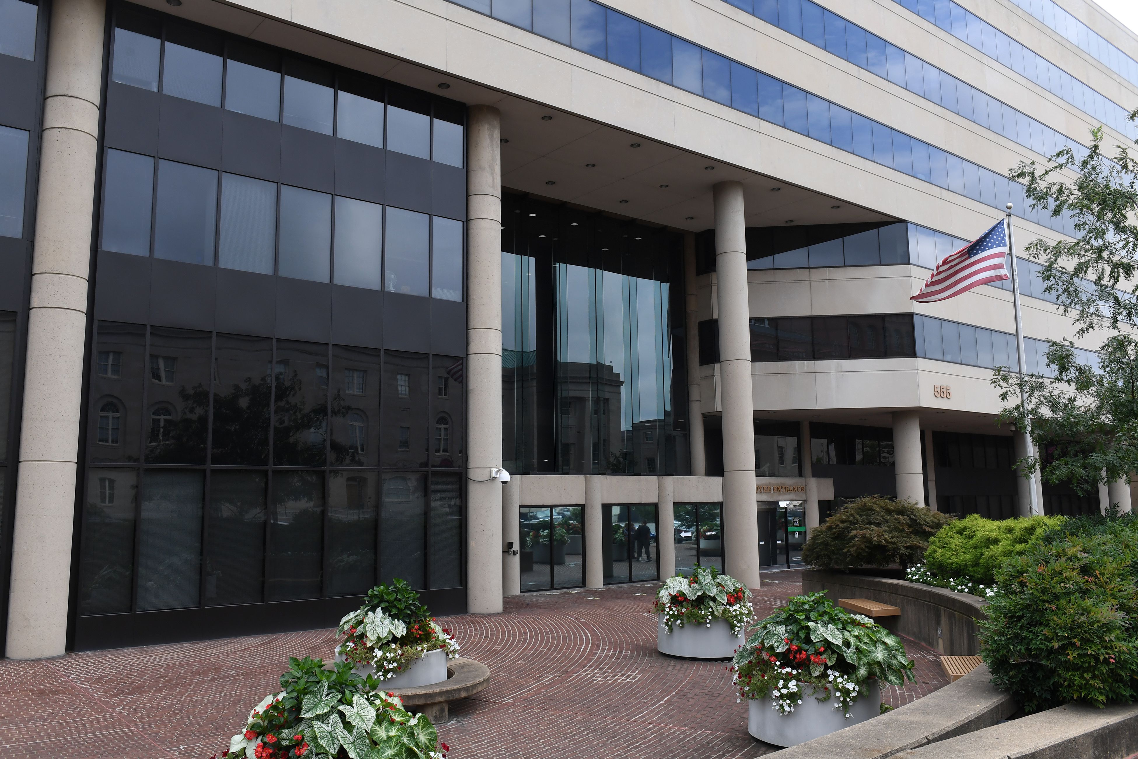 Former D.C. federal prosecutors write in support of Black ...