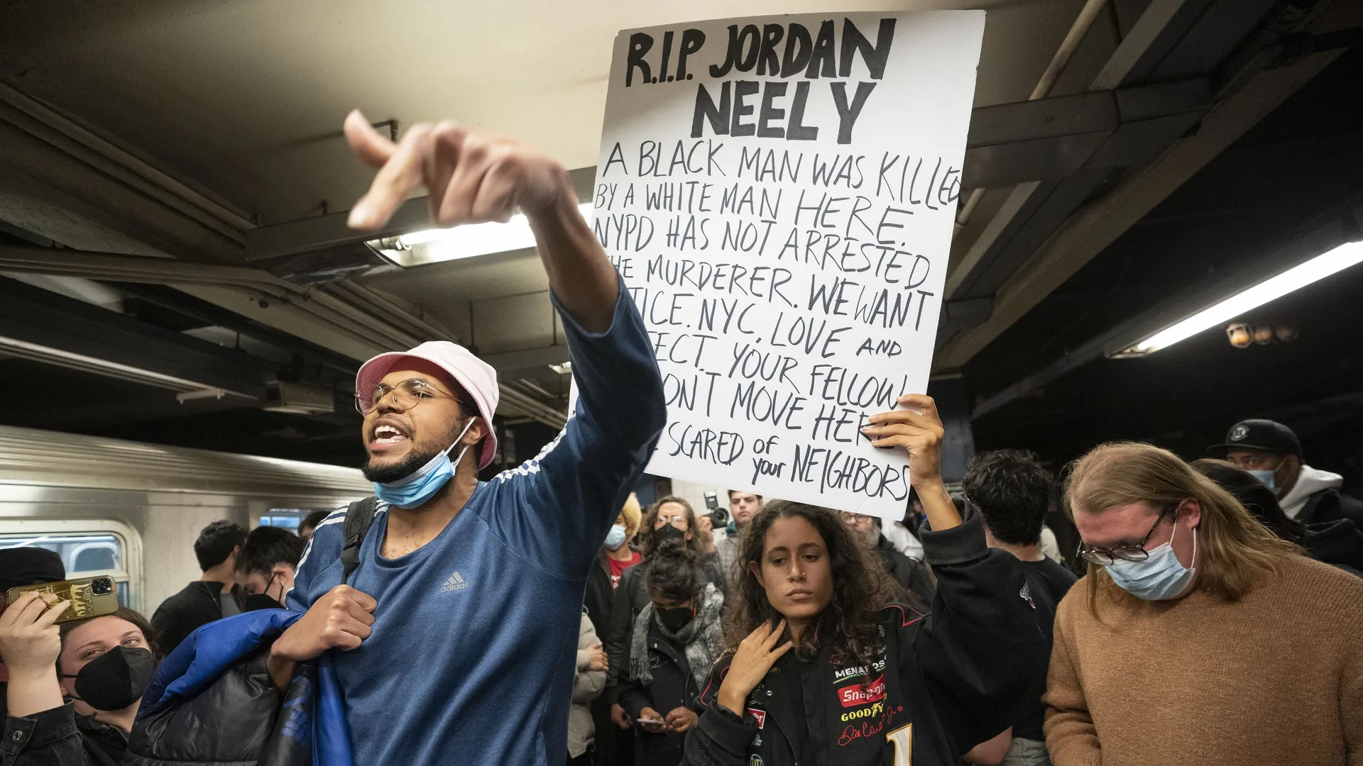 Homeless New York subway rider's chokehold death ruled homicide