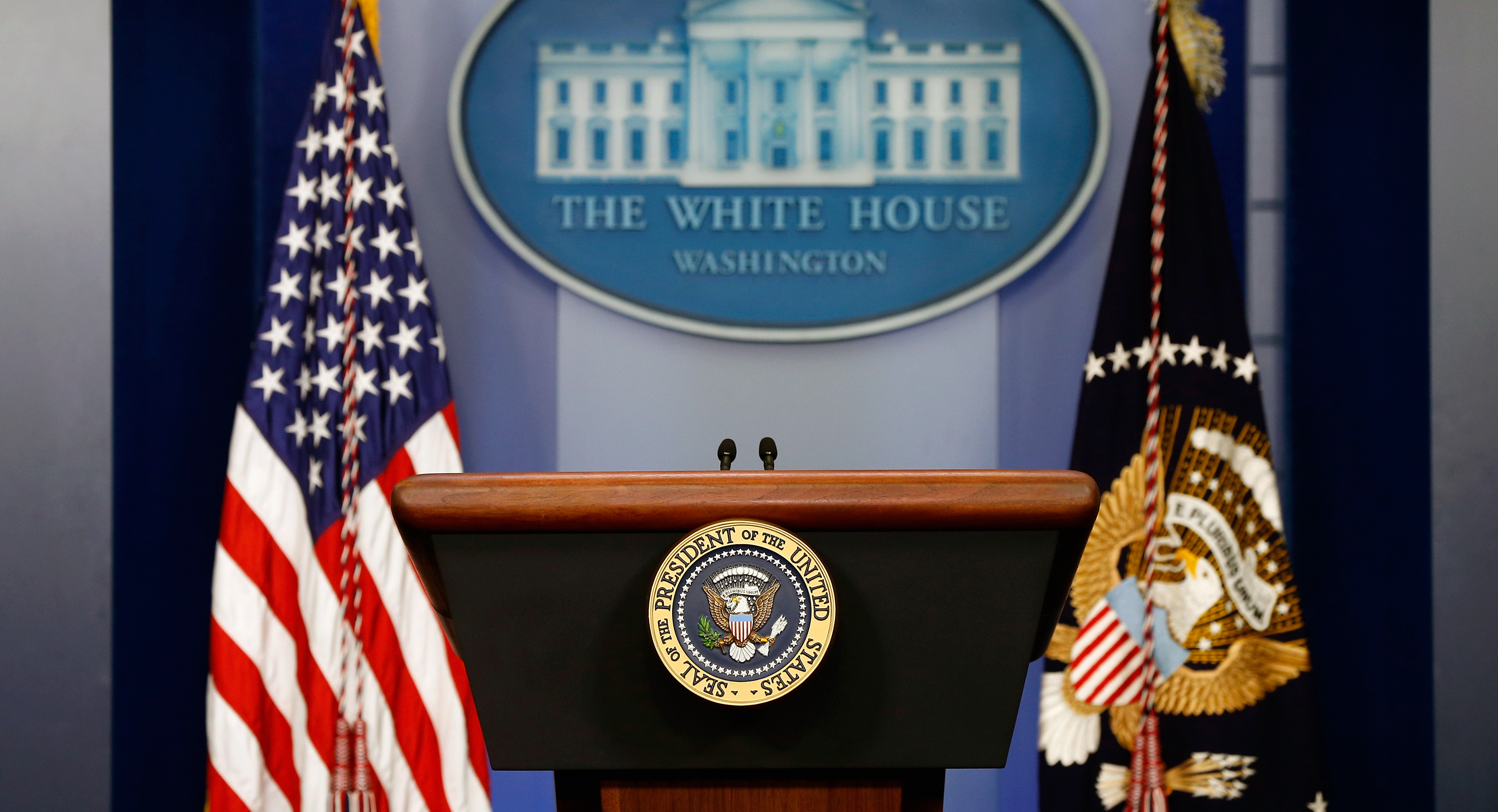 Daily White House press briefing to stay in the West Wing ...