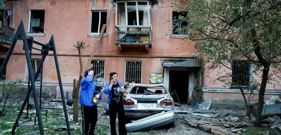 Russian Strike on Kyiv Kills 15, Targets EU and UK Offices