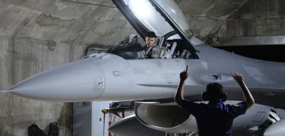 Trump halts over $400 million in military aid to Taiwan