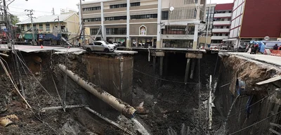 Canal in UK collapses after 50 metre sinkhole opens