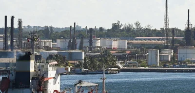 U.S. allows Mexico to supply oil to Cuba, cuts off Venezuelan supplies