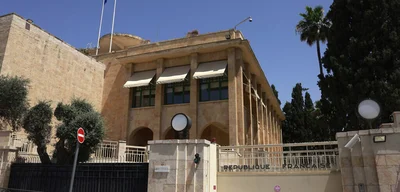 Breaking: France Threatens Strong Response if Israel Closes Jerusalem Consulate
