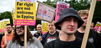 Protesters Clash with Police in Epping Over Hotel for Asylum Seekers