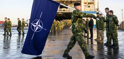 Macron Unites 35 Nations, 26 Commit to Force Deployment in Ukraine