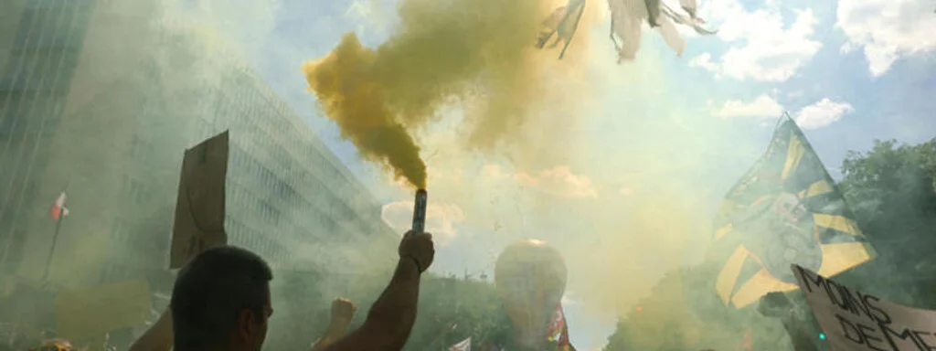 Featured image for: Leftist Uprising in France Over Budget Cuts Sparks "Block Everything" Movement Leftist Uprising in France Over Budget Cuts Sparks "Block Everything" Movement