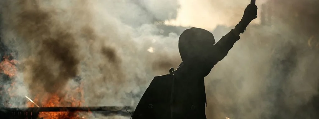 Featured image for: France Faces Mass Protests as Lecornu Becomes New Prime Minister France Faces Mass Protests as Lecornu Becomes New Prime Minister