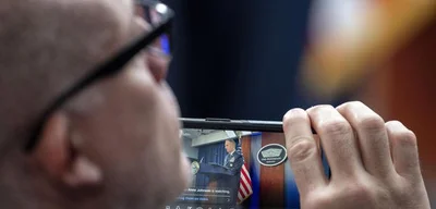 Pentagon reporters must sign new media policy by Oct. 14 or surrender badges