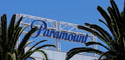 White House backs Paramount Skydance in bid to acquire Warner Bros.
