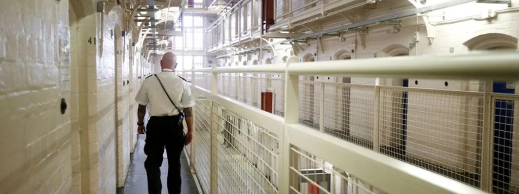 Featured image for: Ethiopian migrant who assaulted girl released by UK prison service Ethiopian migrant who assaulted girl released by UK prison service