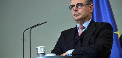 European leaders hesitant to seize Russia's frozen assets in Euroclear Bank