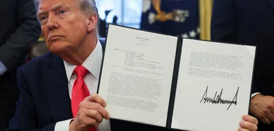 Trump signs executive order to return to Moon by 2028 and Mars mission