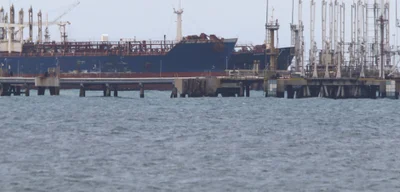 16 oil tankers attempt to evade U.S. blockade on Venezuela's exports