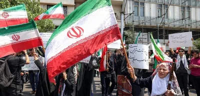 US considers intervention in Iran protests as Israel evaluates Maduro's removal