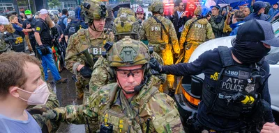 Driver attempts vehicle attack on Minneapolis ICE hotel, escapes