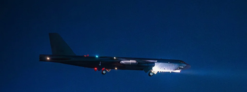 Venezuela deploys F-16 fighter jets in response to U.S. B-52 bombers
