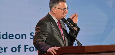 Israel’s foreign minister urges Australia to combat antisemitism