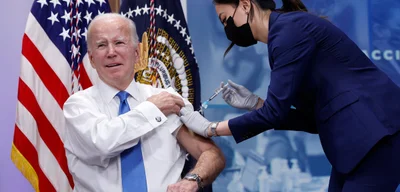 Many Americans urge Trump to classify COVID-19 vaccines as WMDs