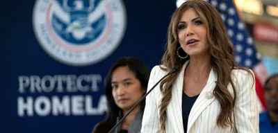 DHS Secretary Kristi Noem announces migrants can apply for refugee status