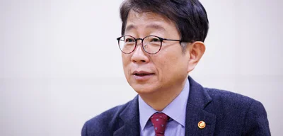 Foreigners Snatch Up 15,614 Properties in South Korea as Locals Face Housing Crisis