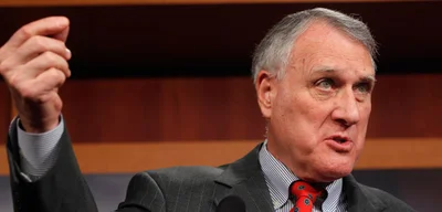 GOP Plan to Slash Medical Student Loans Threatens Healthcare Access for Low-Income Students