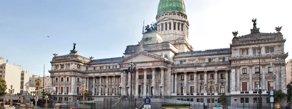 Argentina's Economy Surges 7.7% Amidst Shadows of High Inflation and Uncertainty