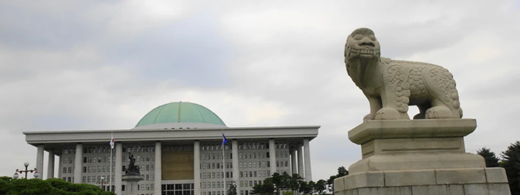 Military Access to National Assembly Blocked Amidst Rising Authoritarianism