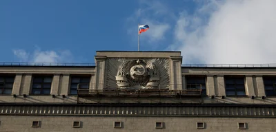 Russian Car Sales Plummet 27% Amid Crushing Fees and Interest Rates