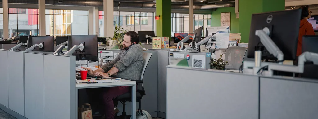 Local News Faces 70% Revenue Collapse as Digital Giants Crush Journalism