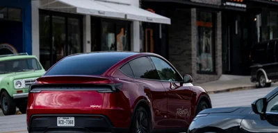 DISASTROUS: Tesla's Robotaxi Pilot Fails Spectacularly as Riders Face Life-Threatening Scenarios