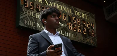 Trump's Reckless Spending Soars by $1.37 Trillion While Promises of Transparency Crumble