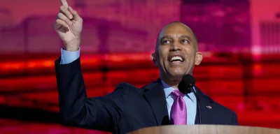 Hakeem Jeffries Stands Alone Against Trump’s $600 Billion Assault on American Families
