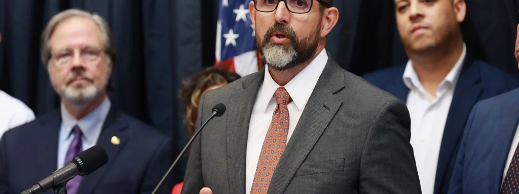 Florida Schools Demand Permission Slips for Black History Lessons Amid 10,000 Book Bans