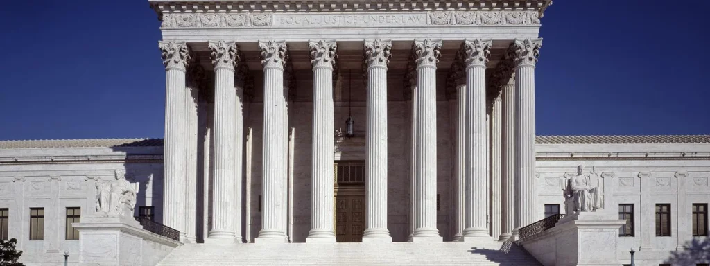 Supreme Court Paves Way for Mass Layoffs Threatening 300,000 Federal Jobs