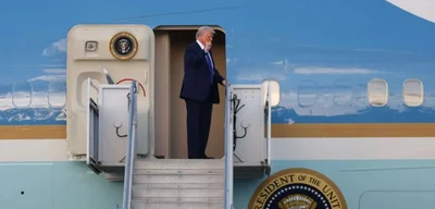 FBI investigates suspicious hunting stand near Trump’s Air Force One exit