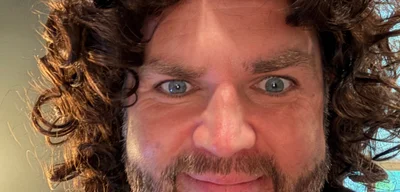 U.S. Vice President Vance shares photo in wig for Halloween