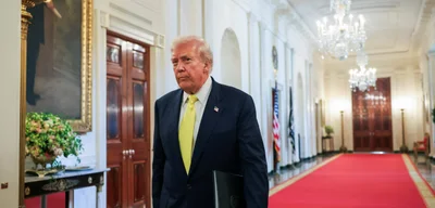 Trump Extends Tariff Freeze on Chinese Goods, Averting 145% Rate Surge Amid Trade Talks