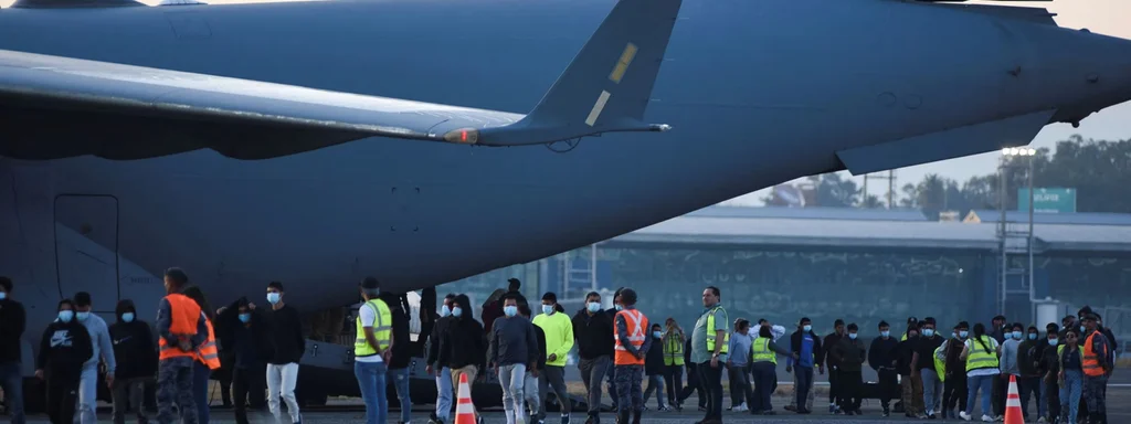 ICE and CBP Deport Nearly 350,000 Immigrants in 2025 Surge